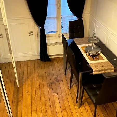 דירה Appartement En Plein Coeur De Paris פריז