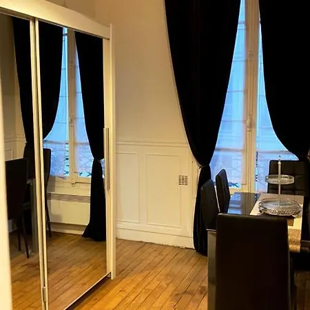 דירה Appartement En Plein Coeur De Paris